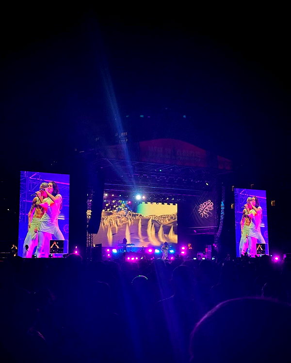 rhiannonmates instagram image archive image