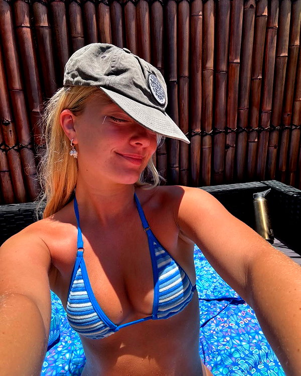 rhiannonmates instagram image archive image