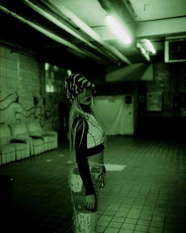 riaraexo instagram image archive image