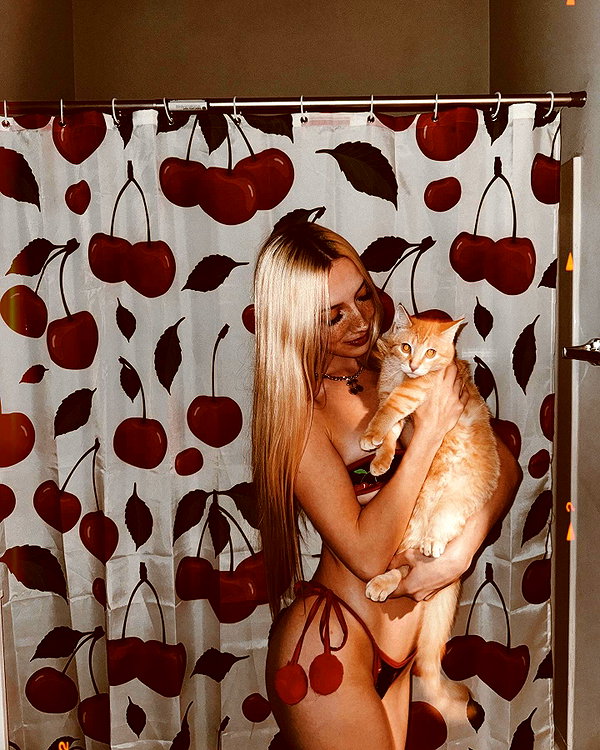 riaraexo instagram image archive image