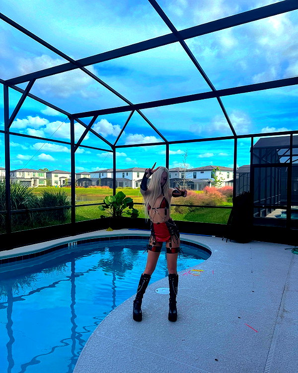riaraexo instagram image archive image