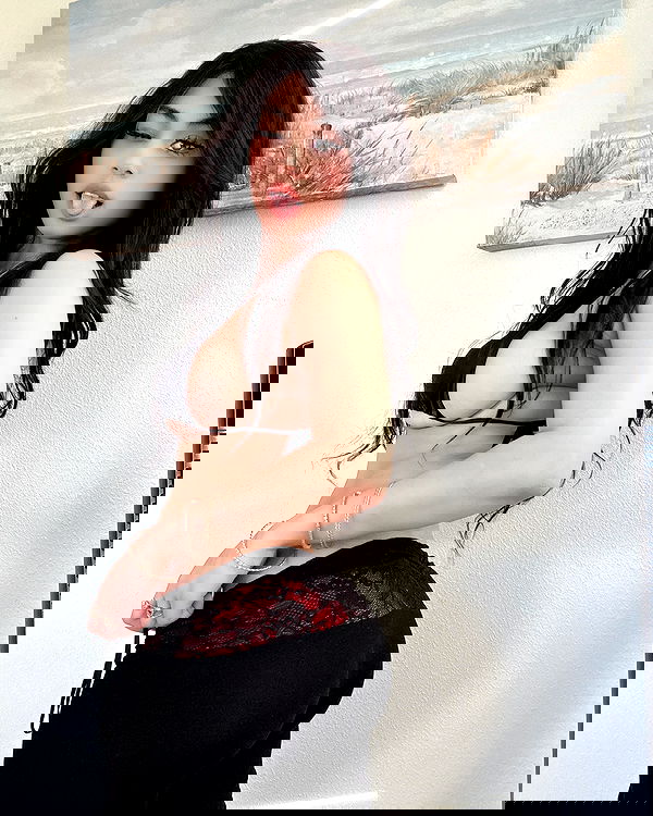 rinnibunny rinnibunny archive image