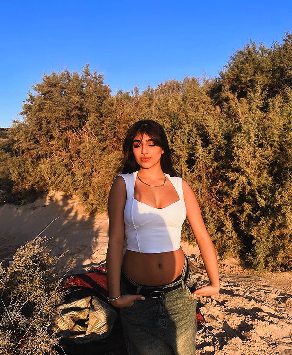 rommy_banouz instagram image archive image