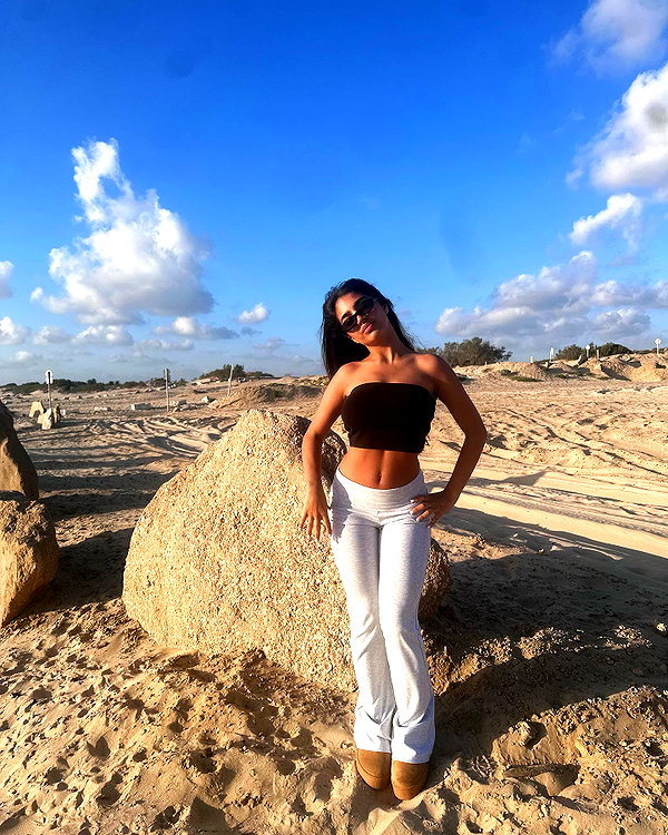 rommy_banouz rommy_banouz archive image