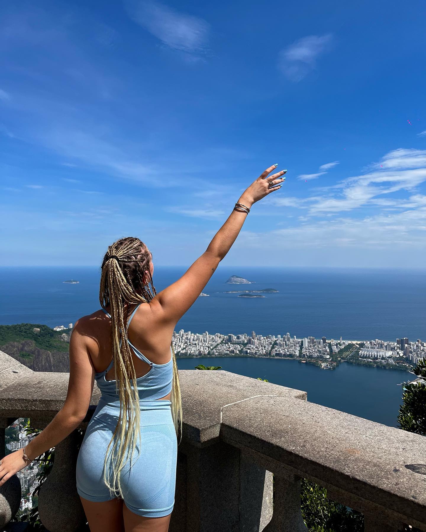 roni__moalem instagram image archive image