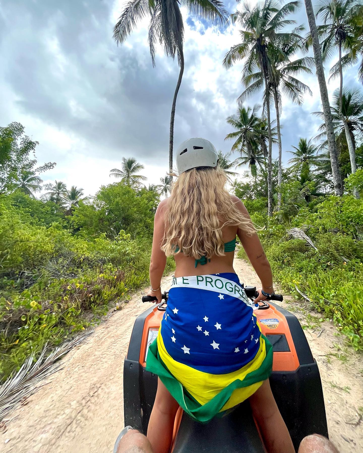 roni__moalem instagram image archive image