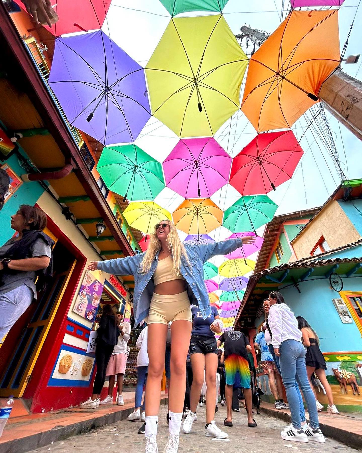 roni__moalem instagram image archive image