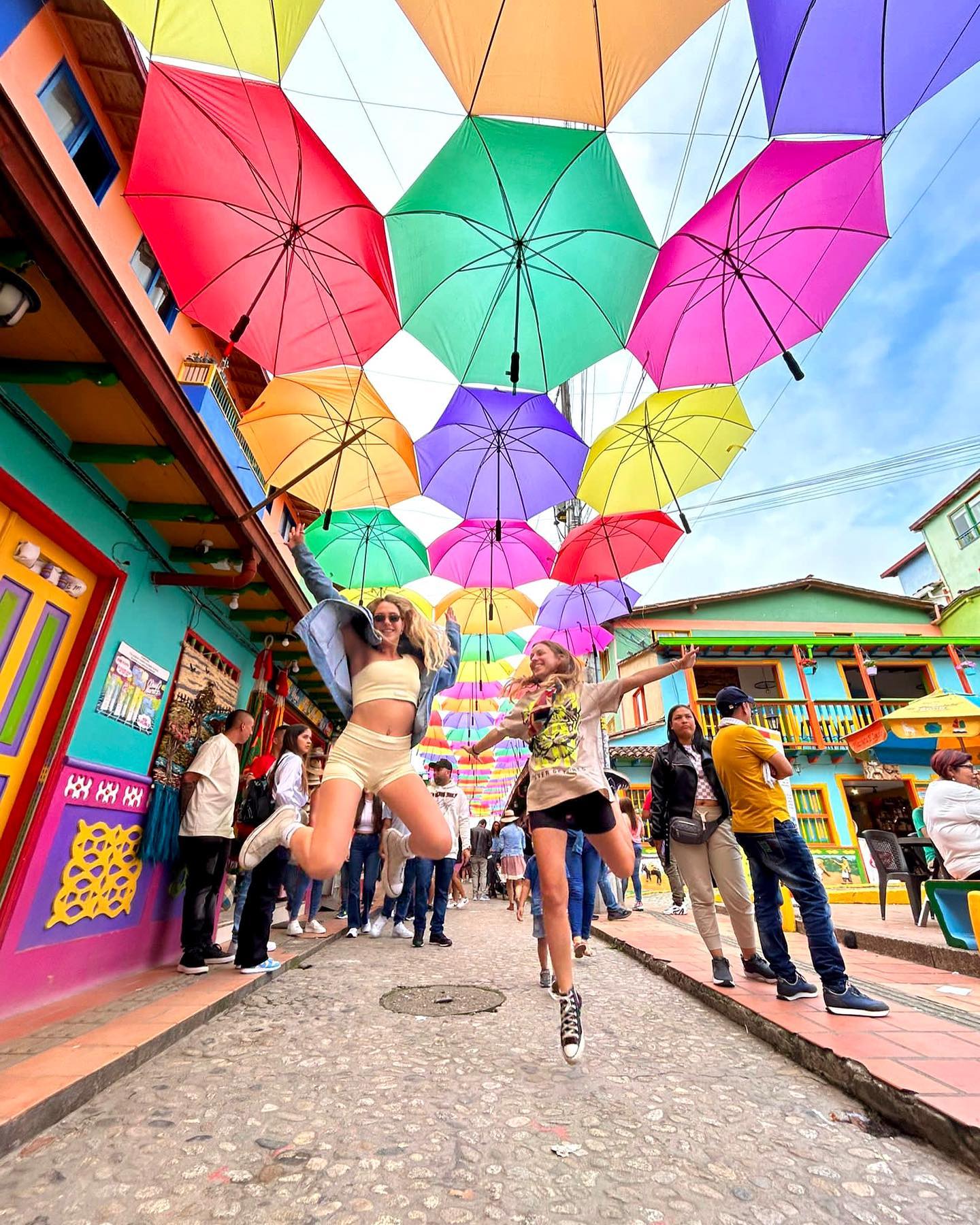 roni__moalem instagram image archive image