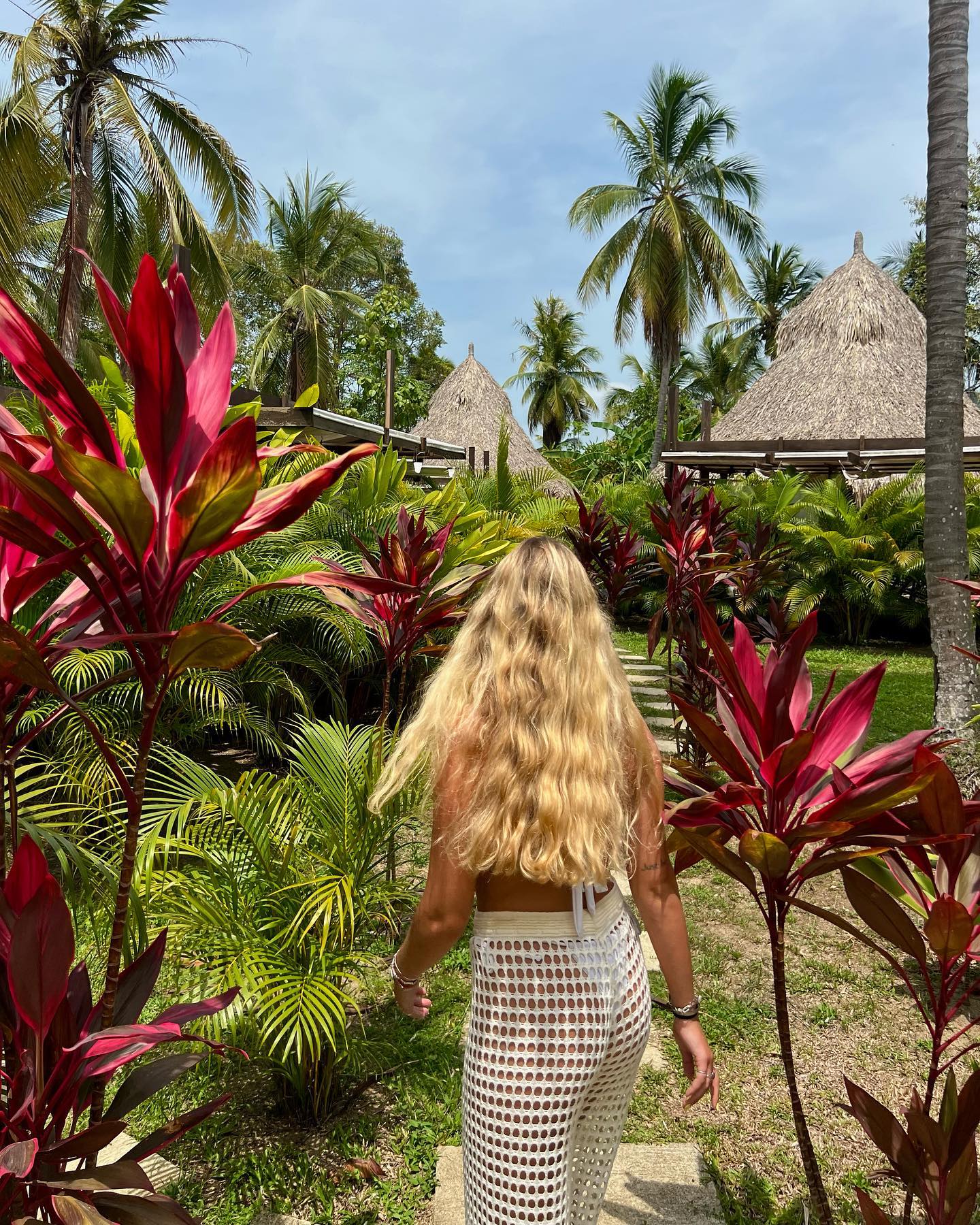 roni__moalem instagram image archive image