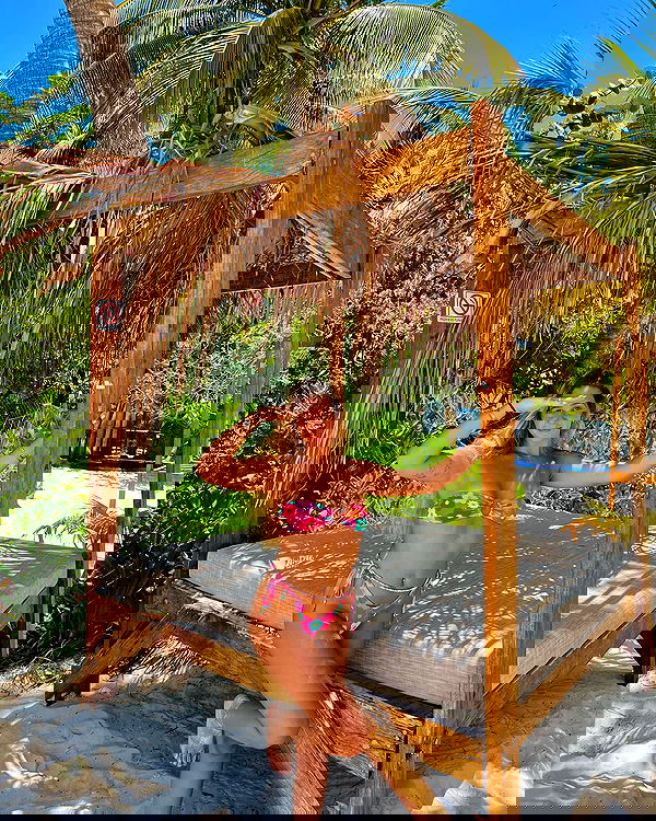 roni__moalem image ~ Altpins