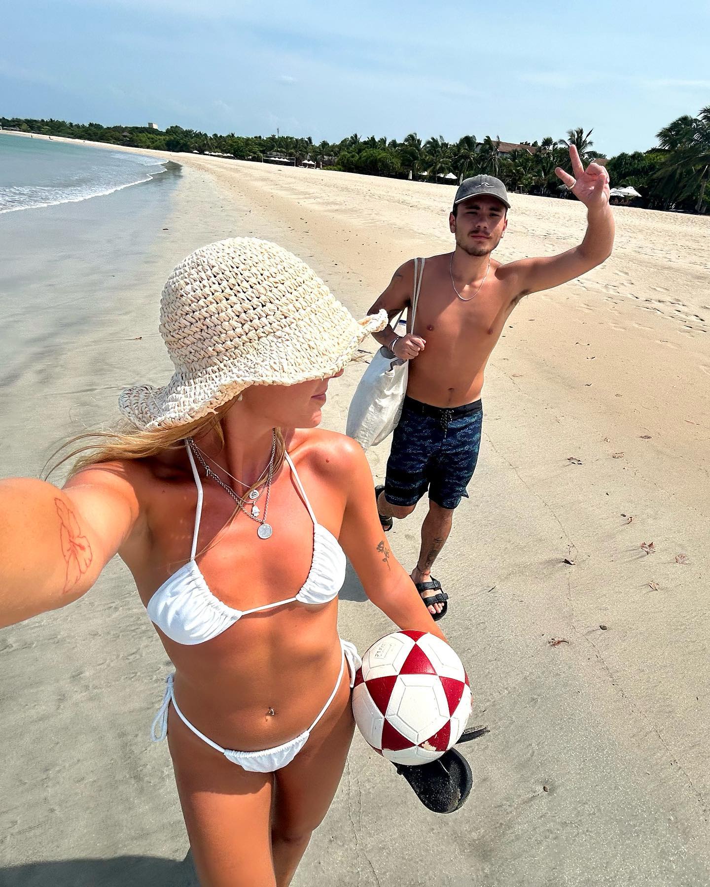 roni__moalem instagram image archive image