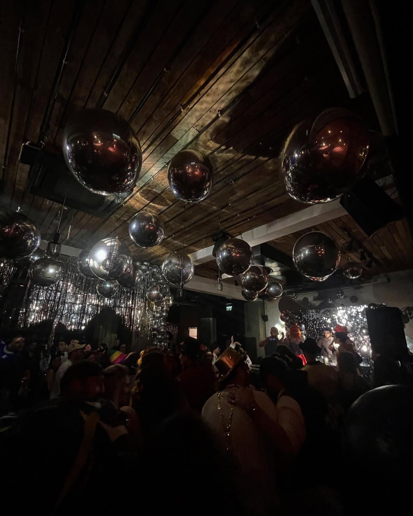 roni__moalem instagram image archive image