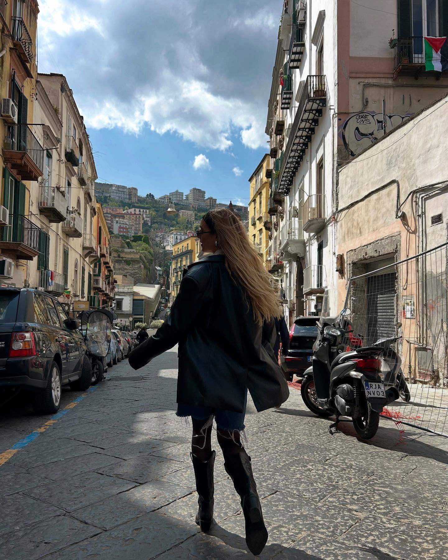 roni__moalem instagram image archive image