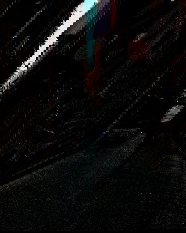 roni__moalem image ~ Altpins