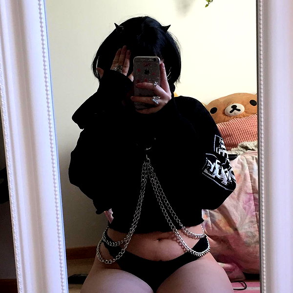 rottenpeachcorpse instagram image archive image