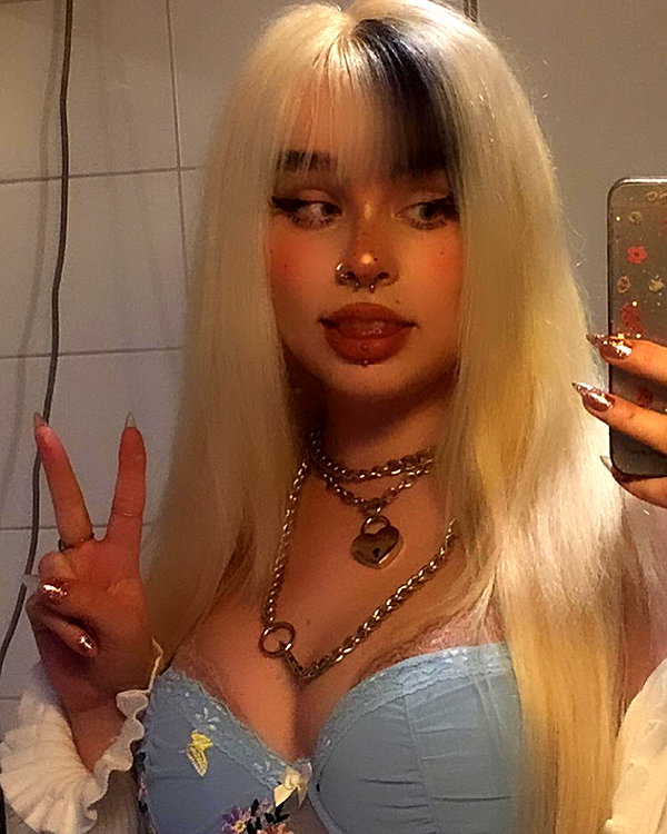rottenpeachcorpse instagram image archive image
