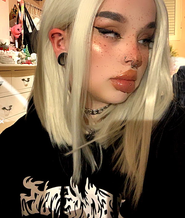 rottenpeachcorpse instagram image archive image