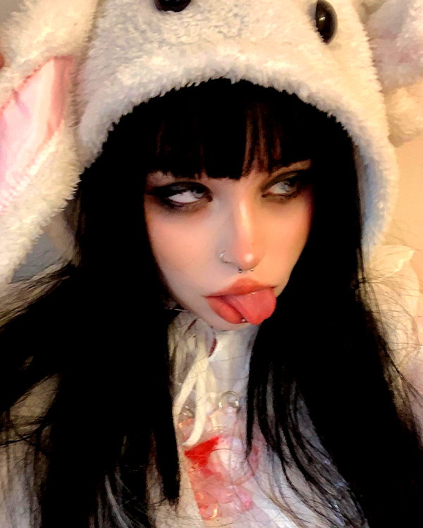 rottenpeachcorpse instagram image archive image