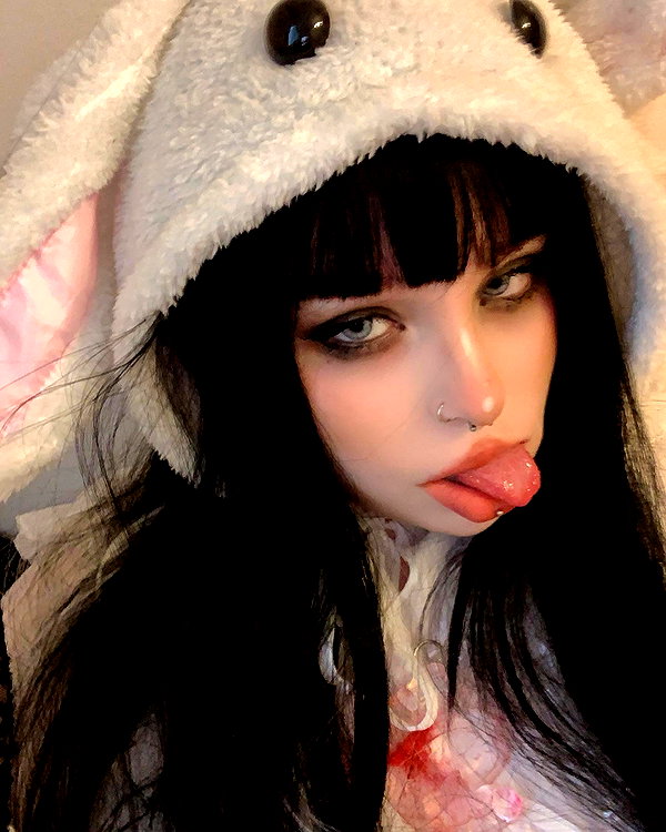 rottenpeachcorpse instagram image archive image