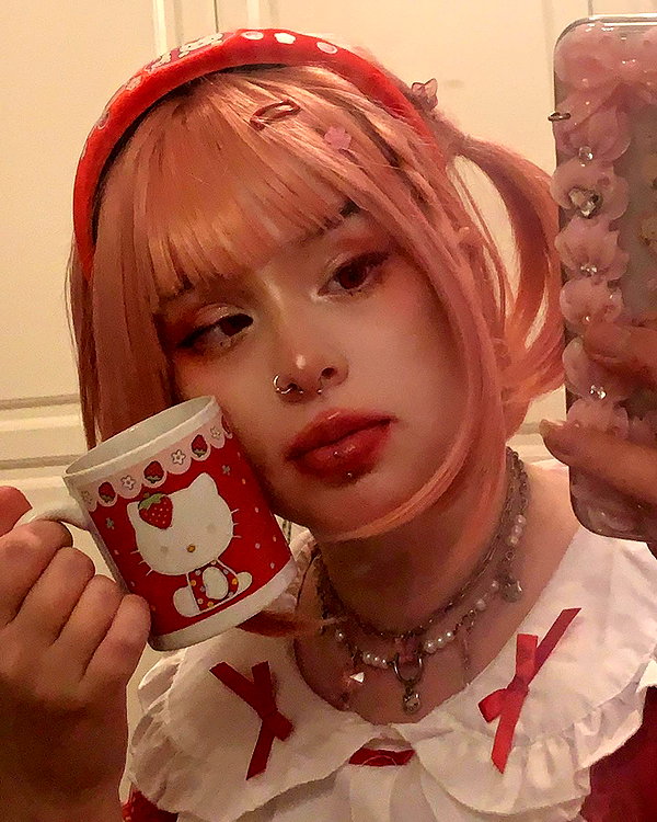 rottenpeachcorpse instagram image archive image