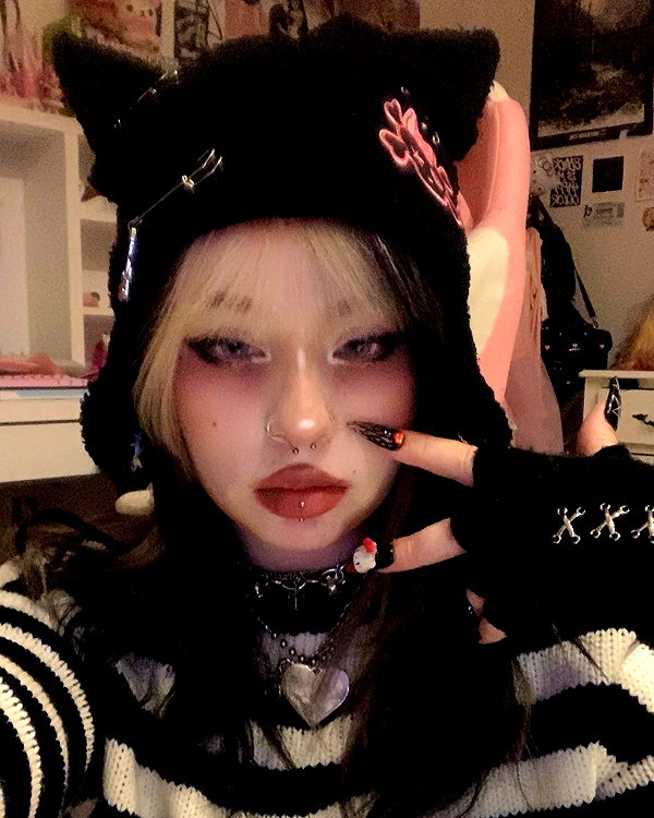 rottenpeachcorpse instagram image archive image