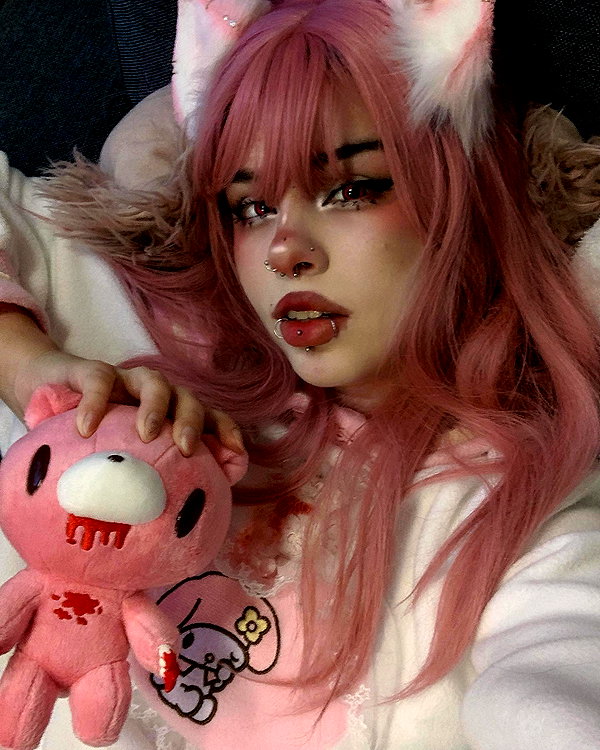 rottenpeachcorpse instagram image archive image
