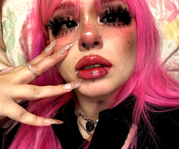 rottenpeachcorpse instagram image archive image