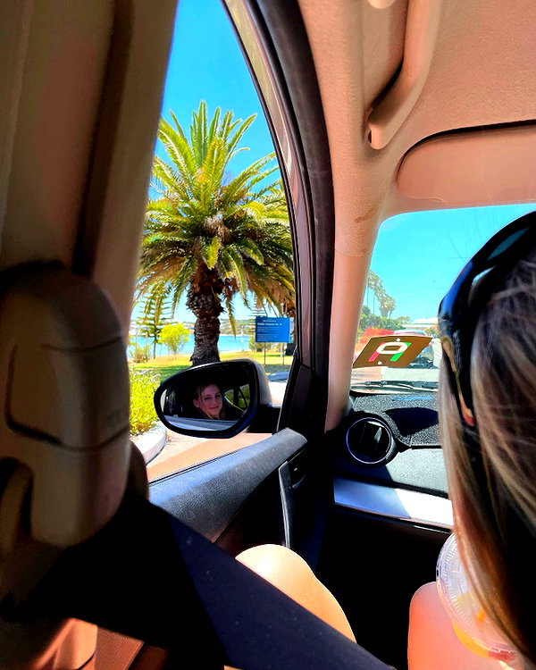 rozhinsafffar instagram image archive image