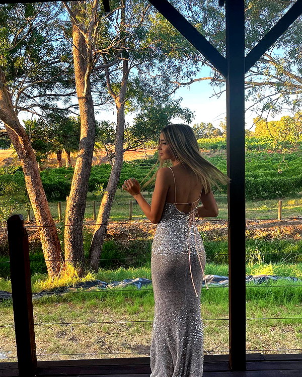 rozhinsafffar instagram image archive image