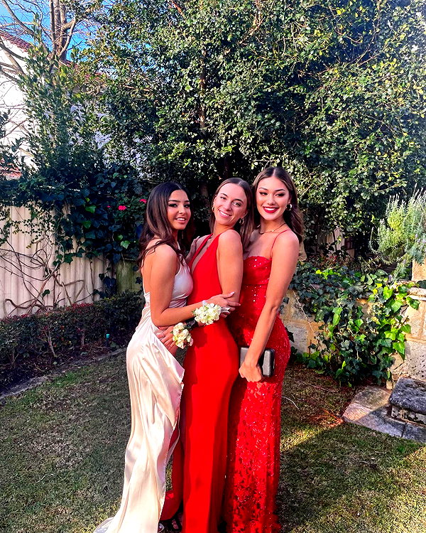 rozhinsafffar instagram image archive image