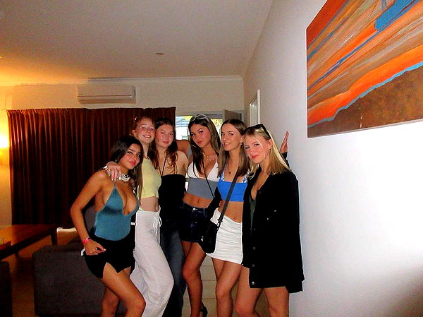 rozhinsafffar instagram image archive image