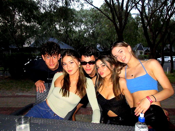 rozhinsafffar instagram image archive image