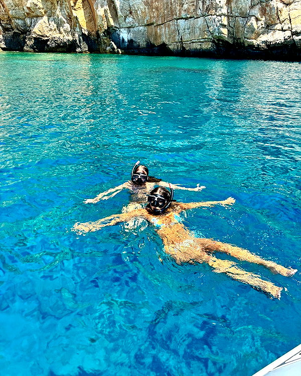 rozhinsafffar instagram image archive image