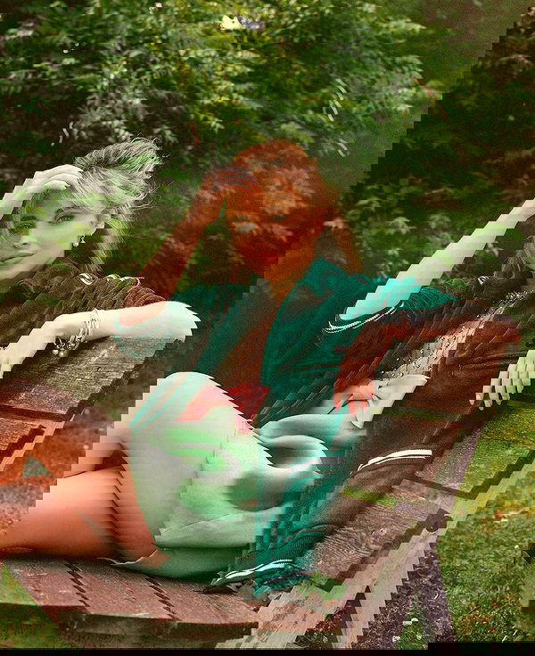 sabrinacarpenter sabrinacarpenter archive image