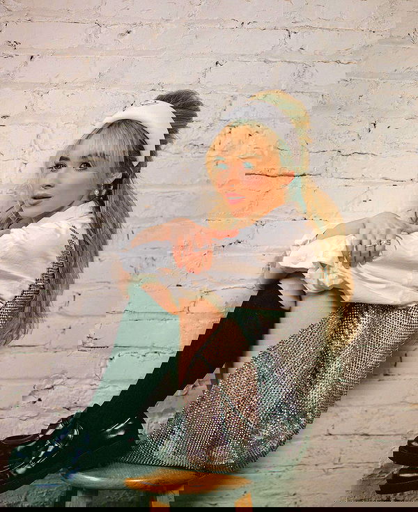 sabrinacarpenter sabrinacarpenter archive image