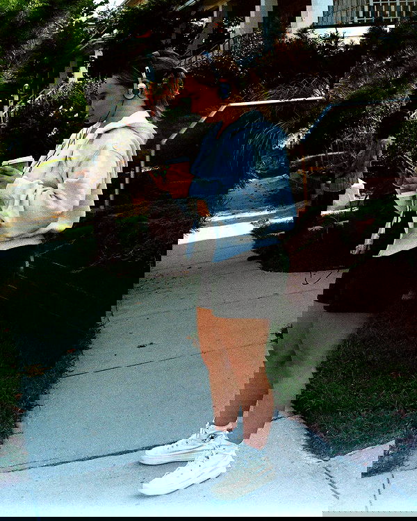 sabrinacarpenter sabrinacarpenter archive image