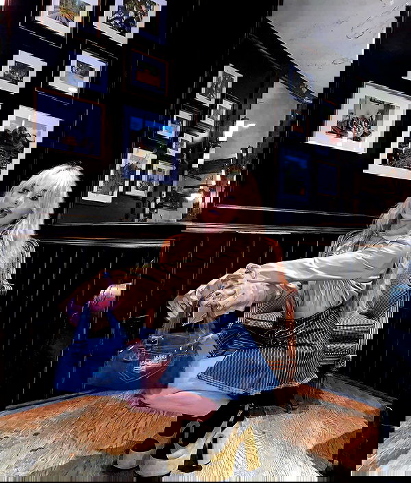 sabrinacarpenter sabrinacarpenter archive image