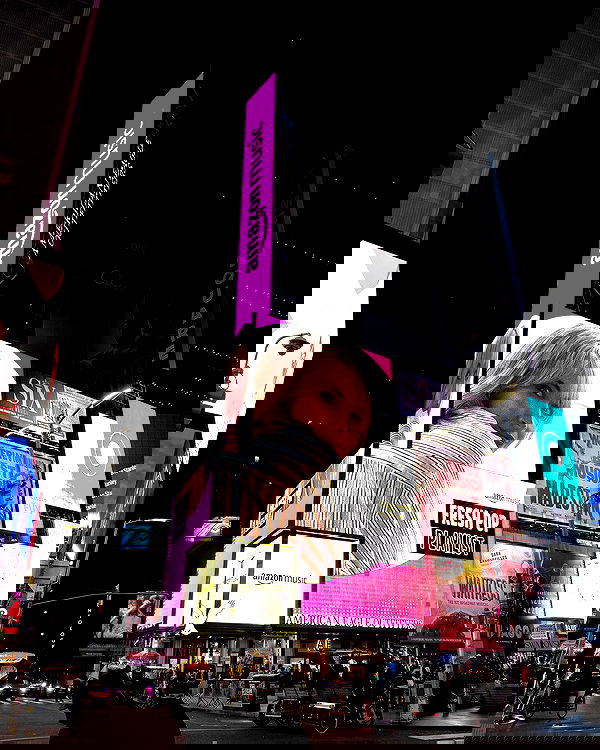 sabrinacarpenter sabrinacarpenter archive image