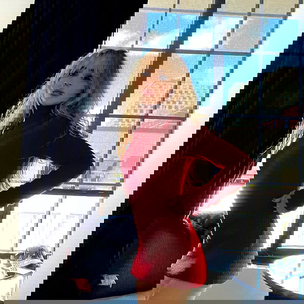 sabrinacarpenter sabrinacarpenter archive image