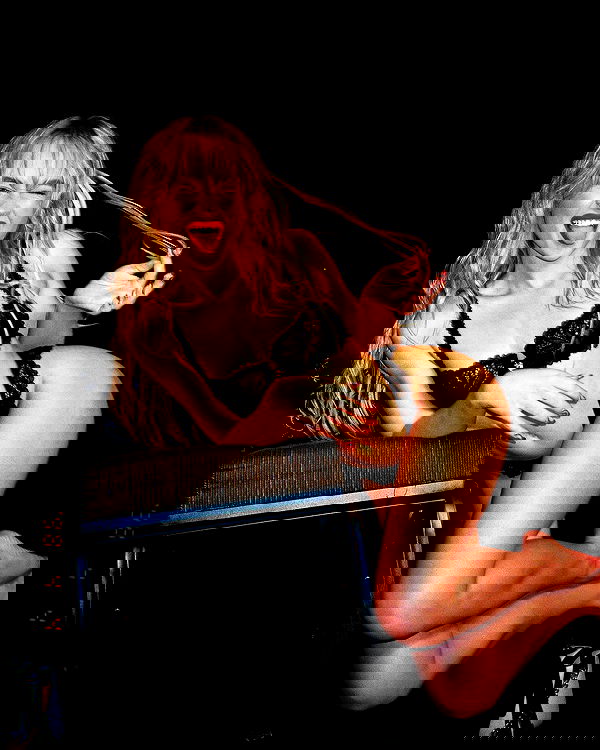 sabrinacarpenter sabrinacarpenter archive image