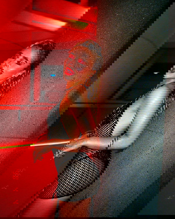 sabrinacarpenter sabrinacarpenter archive image