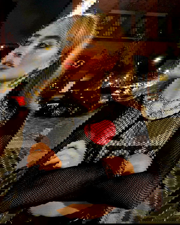 sabrinacarpenter sabrinacarpenter archive image