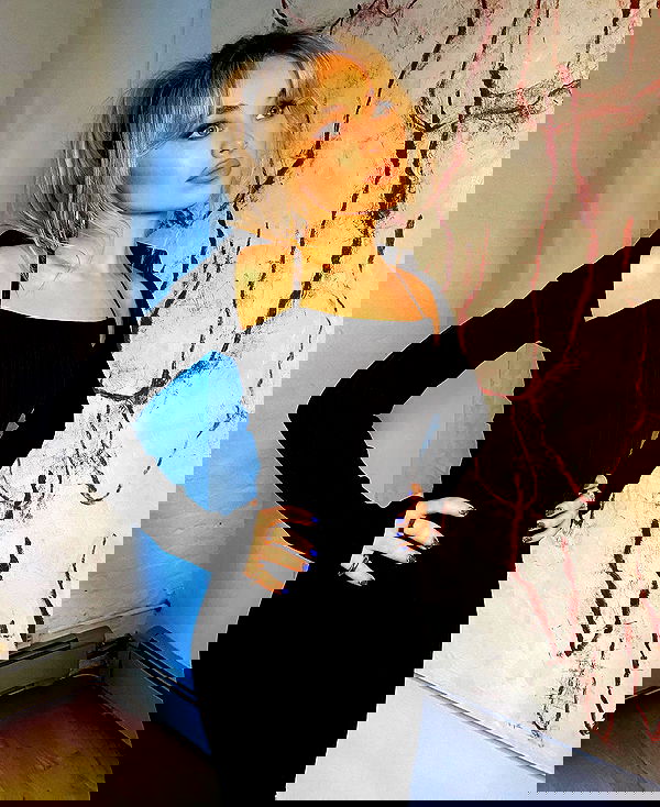 sabrinacarpenter sabrinacarpenter archive image