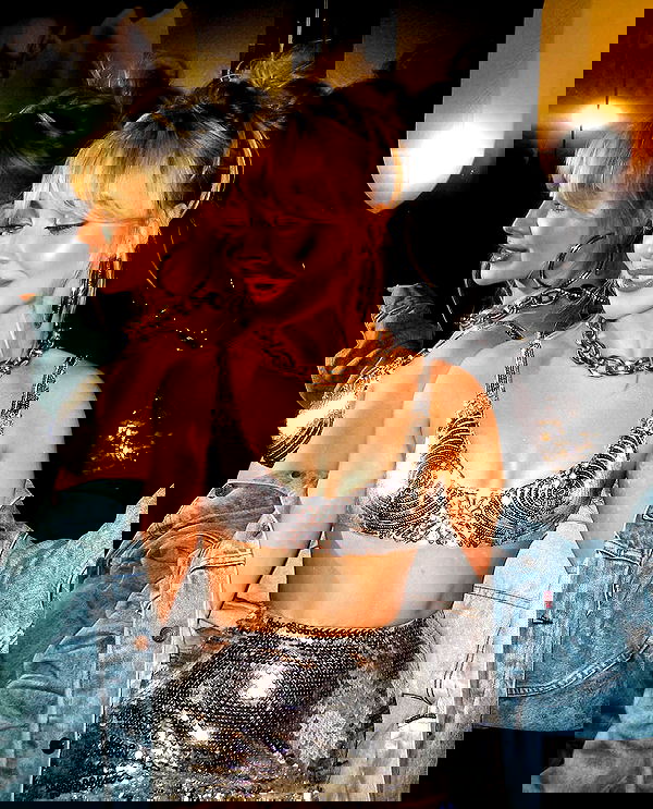 sabrinacarpenter sabrinacarpenter archive image