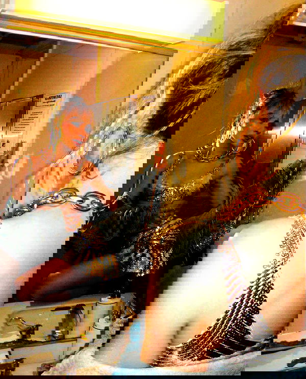 sabrinacarpenter sabrinacarpenter archive image