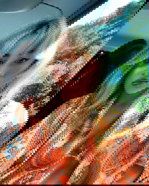 sabrinacarpenter sabrinacarpenter archive image