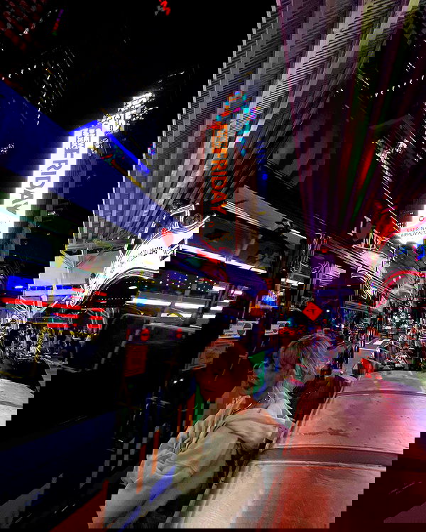 sabrinacarpenter sabrinacarpenter archive image