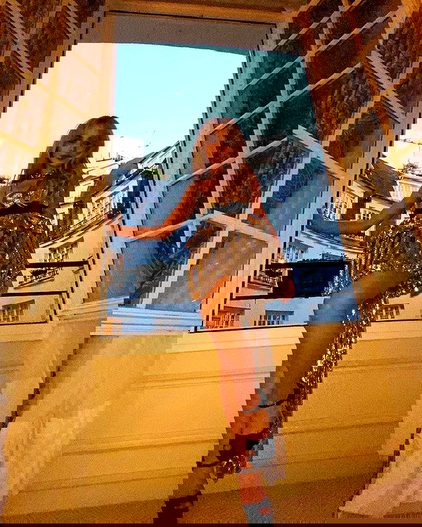 sabrinacarpenter sabrinacarpenter archive image