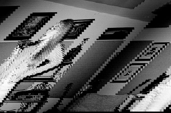 sabrinacarpenter sabrinacarpenter archive image