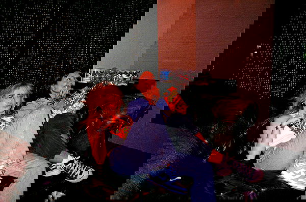 sabrinacarpenter sabrinacarpenter archive image